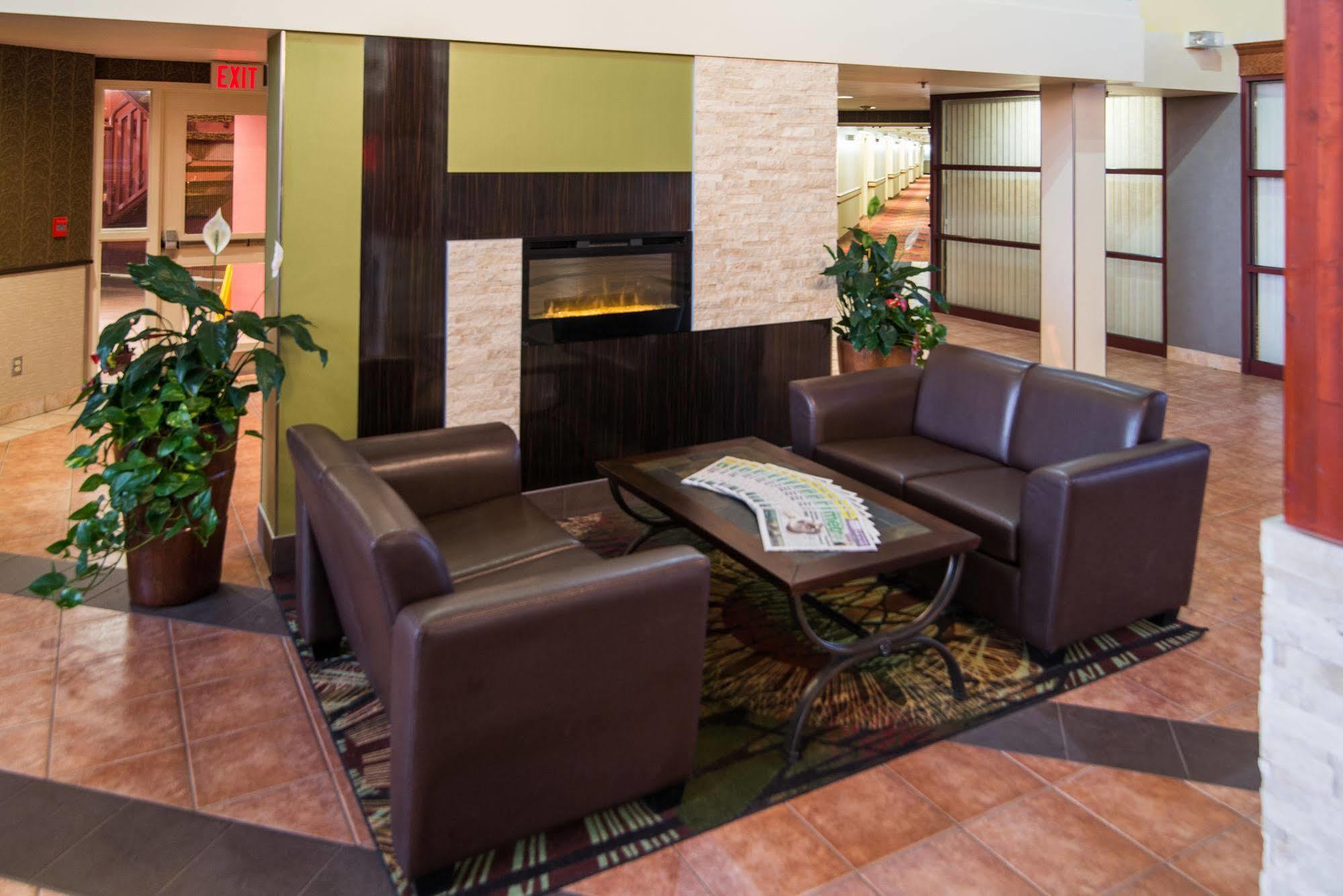 Super 8 By Wyndham Sherwood Park/Edmonton Area Exterior foto